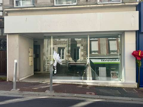 Bureaux et commerces 2 pièces Granville 50