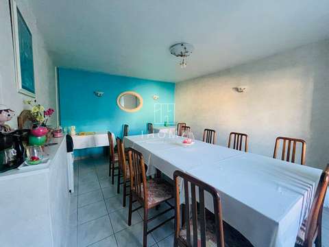 Bureaux et commerces 4 pièces