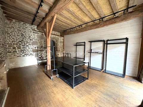 Bureaux et commerces 4 pièces