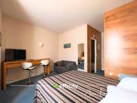 Bureaux et commerces 32 pièces