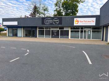Bureaux et commerces 2 pièces
