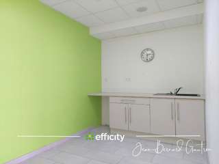 Bureaux et commerces 8 pièces