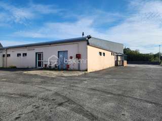 Bureaux et commerces 13 pièces