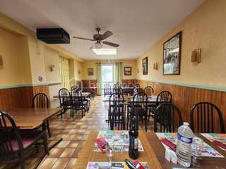 Bureaux et commerces 13 pièces