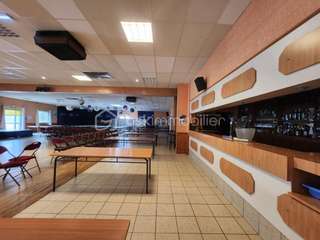 Bureaux et commerces 13 pièces