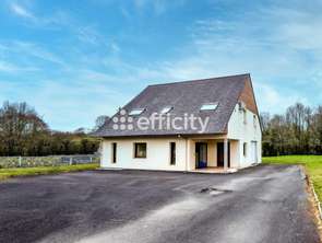 Vente Bureaux et commerces 203 m&sup2;Hanvec