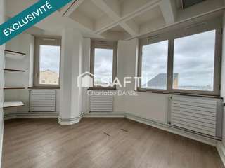 Bureaux et commerces 6 pièces