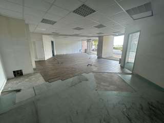 Bureaux et commerces 3 pièces