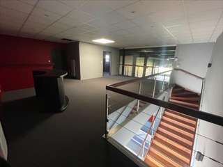 Bureaux et commerces 4 pièces