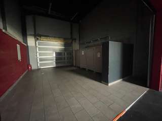 Bureaux et commerces 4 pièces