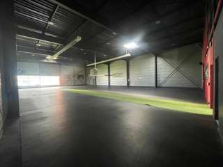 Bureaux et commerces 4 pièces