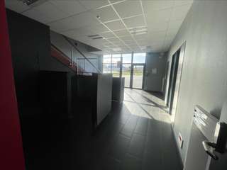Bureaux et commerces 4 pièces