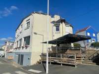 Bureaux et commerces 4 pièces Bureaux et commerces 4 pièces