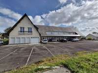 Bureaux et commerces 16 pièces