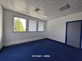 Bureaux et commerces 16 pièces