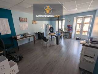 Bureaux et commerces 4 pièces