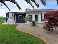 Bureaux et commerces 9 pièces