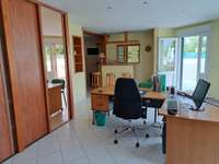 Bureaux et commerces 9 pièces