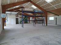 Bureaux et commerces 9 pièces
