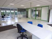 Bureaux et commerces 2 pièces Bureaux et commerces 2 pièces
