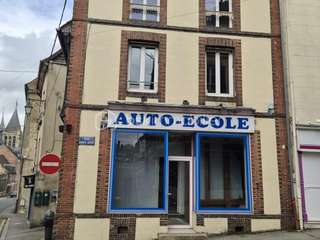 Bureaux et commerces 10 pièces