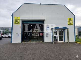 Bureaux et commerces 4 pièces