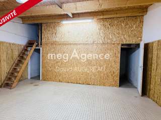 Bureaux et commerces 4 pièces
