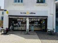 Bureaux et commerces 4 pièces Bureaux et commerces 4 pièces