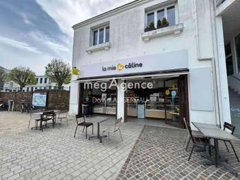 Bureaux et commerces 4 pièces Bureaux et commerces 4 pièces