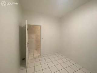 Bureaux et commerces 5 pièces