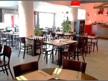 Bureaux et commerces 6 pièces