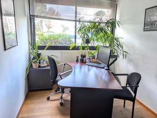 Bureaux et commerces 8 pièces