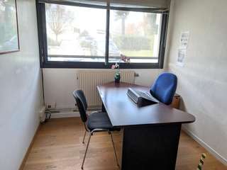 Bureaux et commerces 8 pièces
