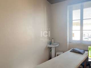 Bureaux et commerces 13 pièces