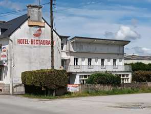 Vente Bureaux et commerces 584 m&sup2;La Chapelle-Caro