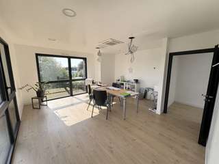 Bureaux et commerces 18 pièces