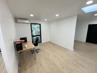 Bureaux et commerces 18 pièces