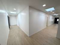 Bureaux et commerces 18 pièces Bureaux et commerces 18 pièces