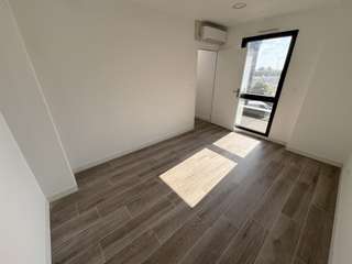 Bureaux et commerces 18 pièces