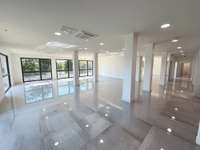 Bureaux et commerces 18 pièces Bureaux et commerces 18 pièces