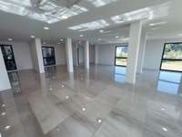 Bureaux et commerces 18 pièces Bureaux et commerces 18 pièces