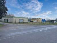 Bureaux et commerces 5 pièces