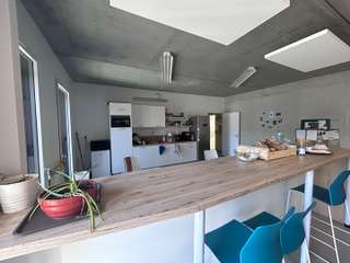 Bureaux et commerces 11 pièces