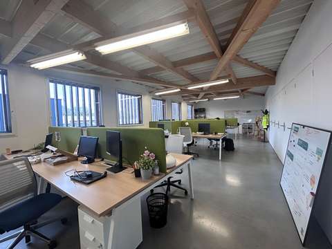 Bureaux et commerces 11 pièces