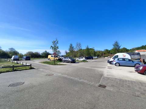 Bureaux et commerces 12 pièces