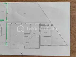 Bureaux et commerces 6 pièces