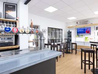 Bureaux et commerces 8 pièces