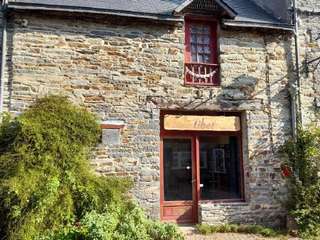 Bureaux et commerces 2 pièces