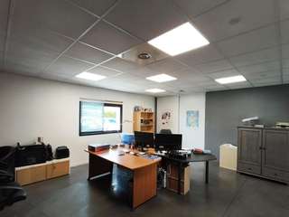 Bureaux et commerces Bureaux et commerces