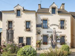 Bureaux et commerces 6 pièces